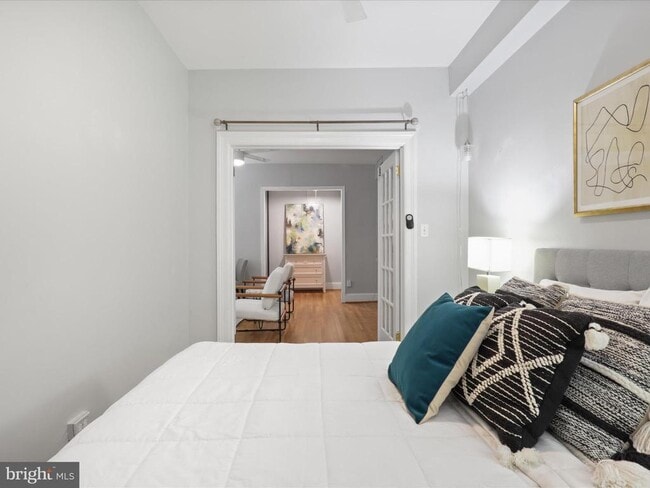 Building Photo - 2707 Adams Mill Rd NW