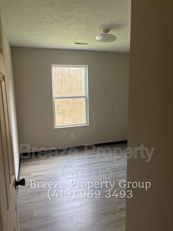 Building Photo - 2983 Megan Cir