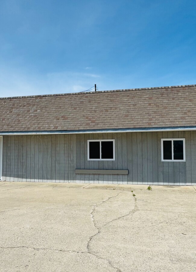 Primary Photo - Downtown Oscoda Rental