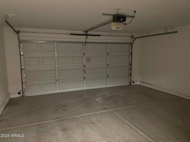 Building Photo - 7118 E Madero Ave