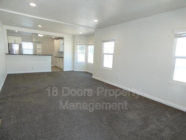 Building Photo - 4536 4th St