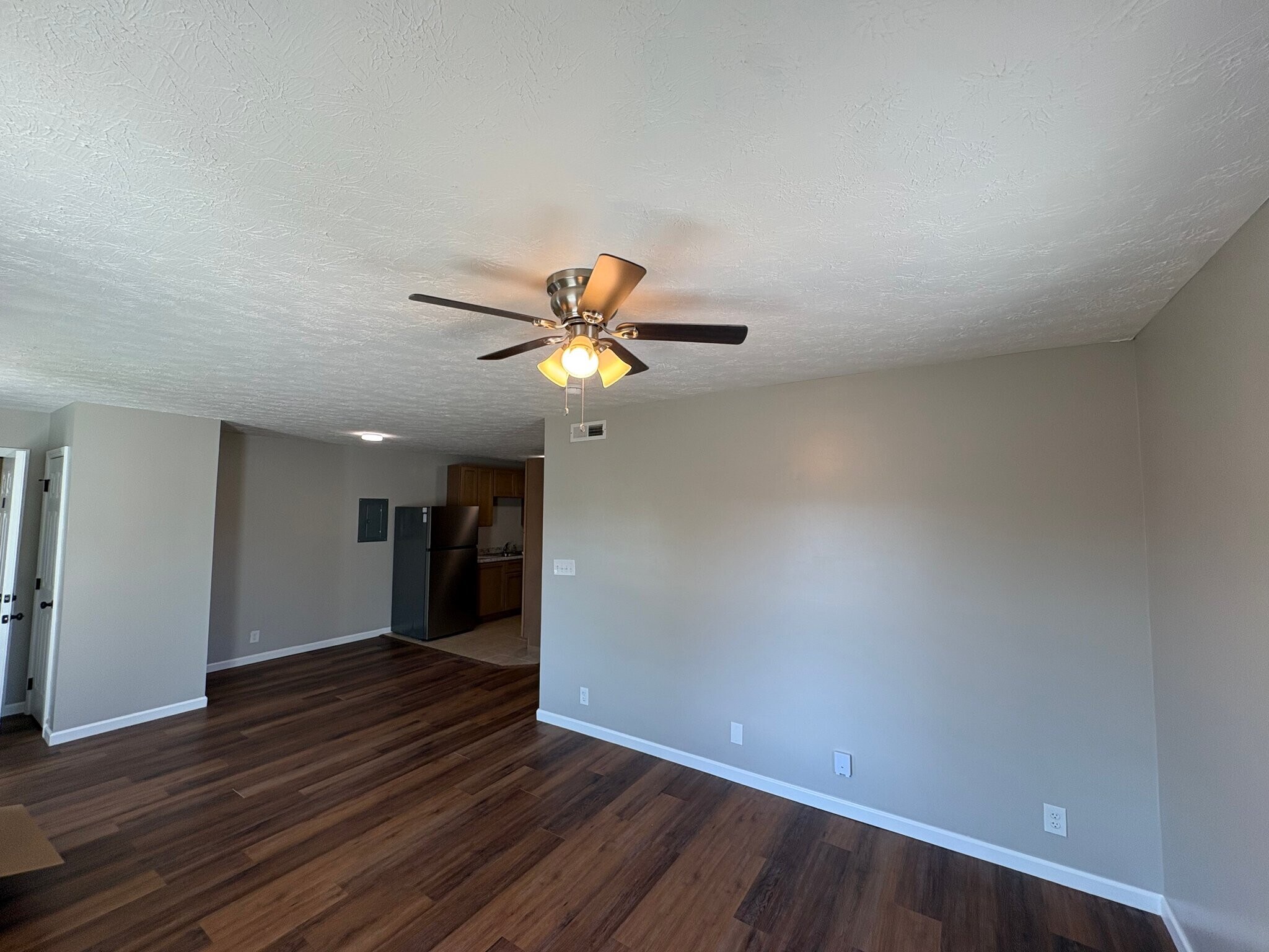 Building Photo - 3302 Tazewell Pike