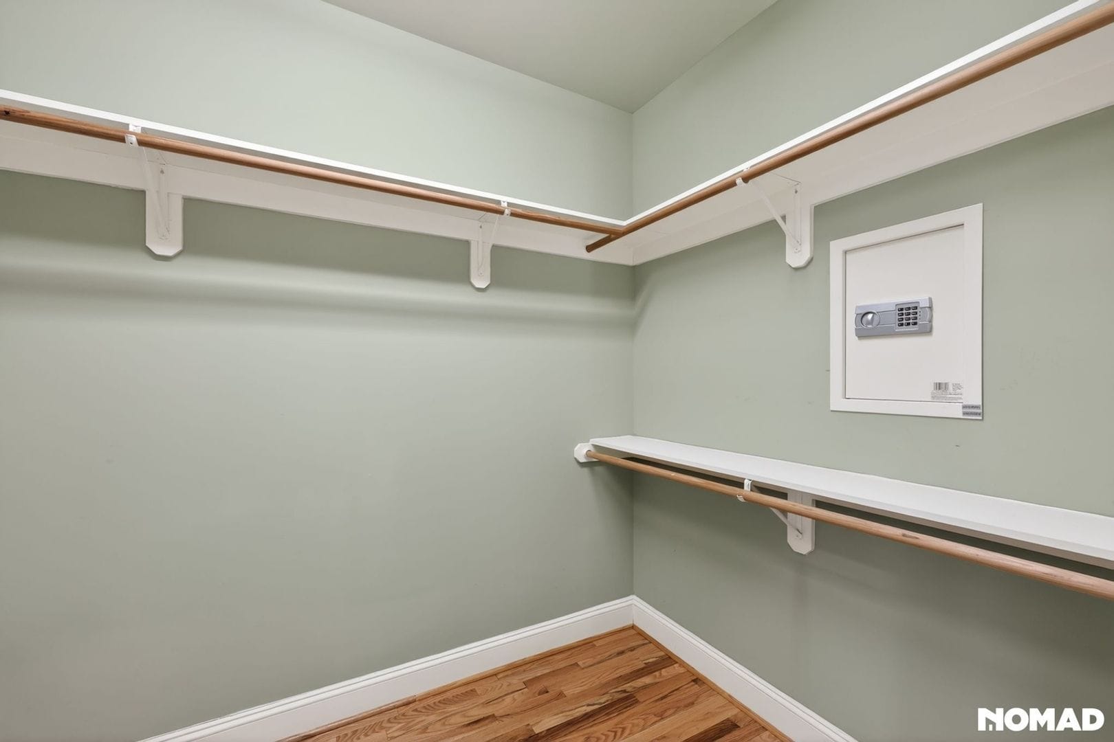 Building Photo - 1303 Town Side Dr