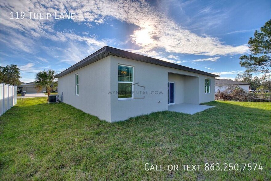 Building Photo - 119 Tulip Ln