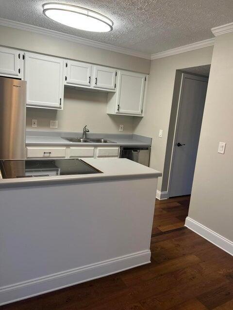 Building Photo - 700 Alta View Ct