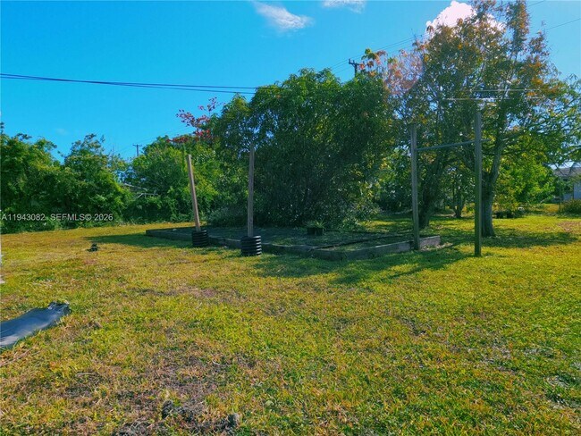 Building Photo - 10450 SW 182nd St