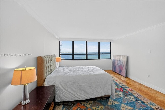 Building Photo - 2 Grove Isle Dr