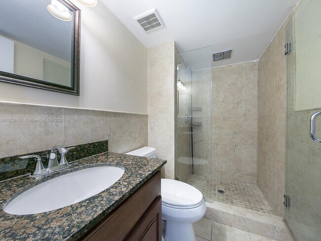 Building Photo - 670 NW 85th Pl