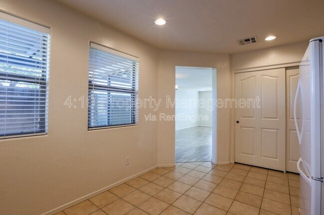 Building Photo - 1774 S Seton Ave