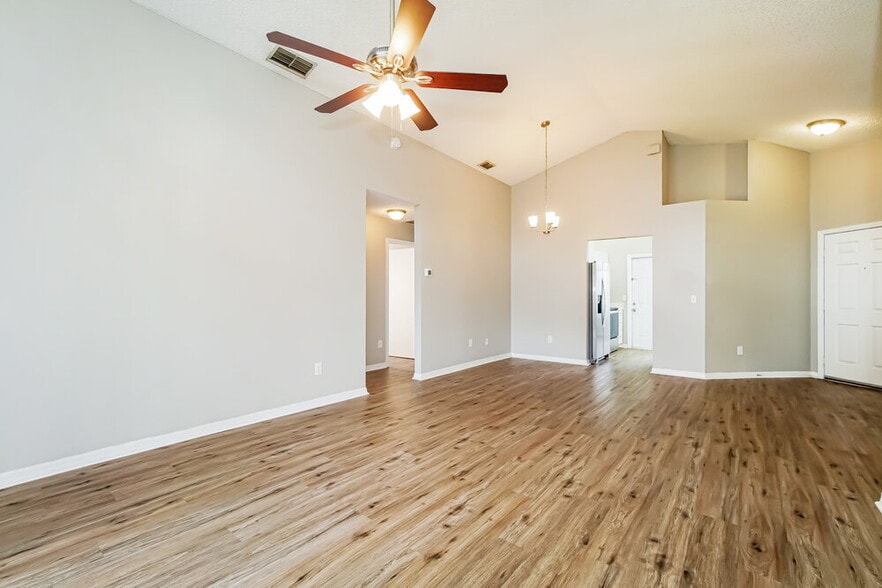 Building Photo - 2823 Tannery Ct