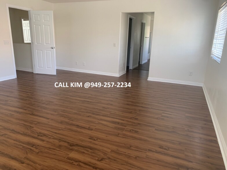 Building Photo - 45016 Anabell Ln