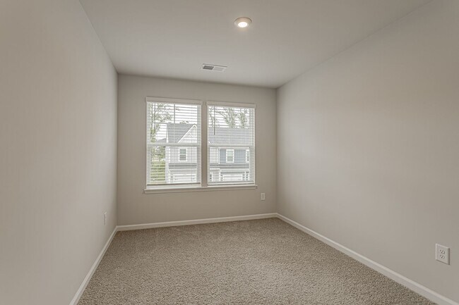 Building Photo - 231 Santorini Wy