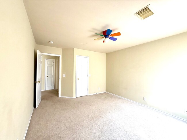 Building Photo - 9526 Vallecito Mesa