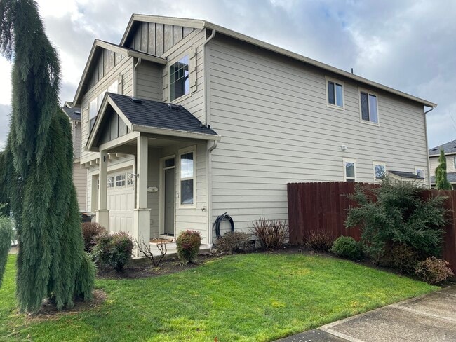 Building Photo - 5222 NE 129th Ave