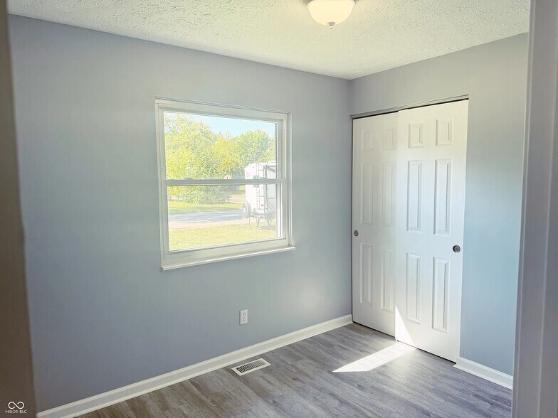 Building Photo - 1353 New Field Ln