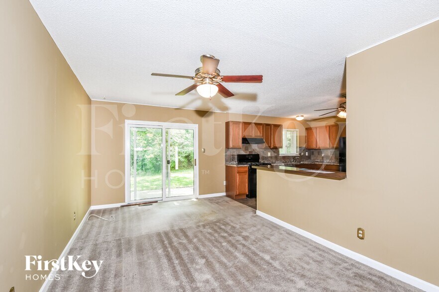 Building Photo - 6780 Lesli Mari Ct