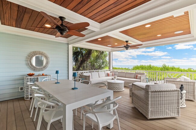 Building Photo - 573 Buttonwood Bay Dr