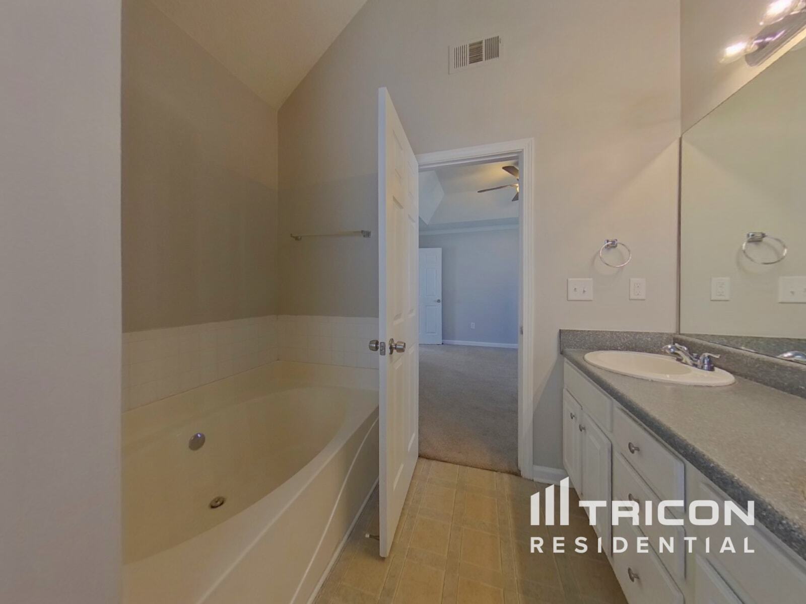 Building Photo - 207 Turtle Cv