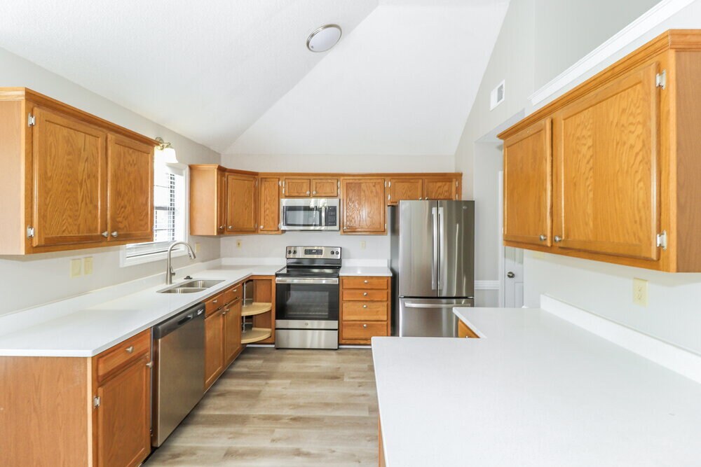 Building Photo - 8607 Sunnyvale St N