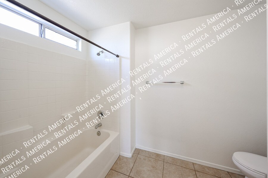 Building Photo - 6524 N 90th Dr