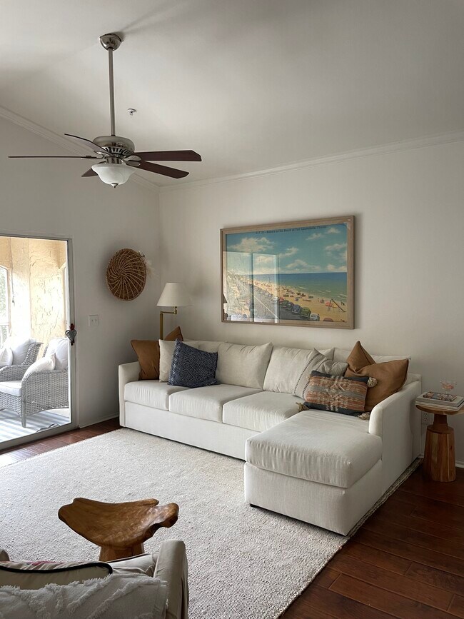 Building Photo - 130 Veracruz Dr