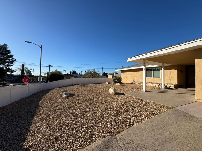 Building Photo - Beautifully Remodeled Granada Hills Pool Home