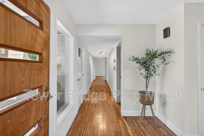Building Photo - 3937 Orangewood Dr