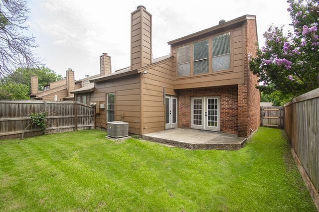 Building Photo - 1609 Brentwood Dr