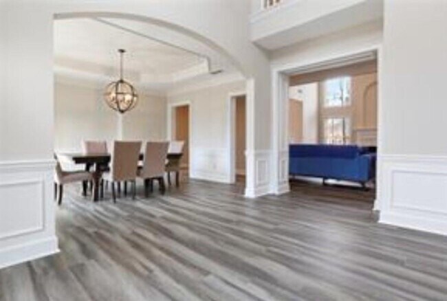 Building Photo - 590 Sweet Stream Trace