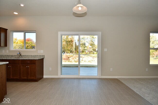 Building Photo - 9732 Evening Sky Way