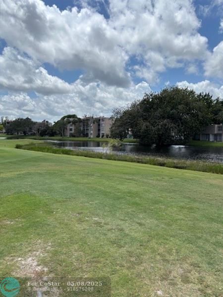 Building Photo - 1811 Sabal Palm Dr