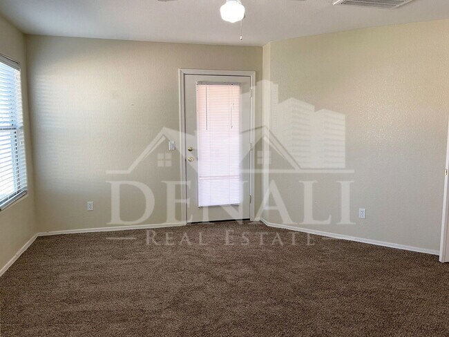 Building Photo - 7220 S 55th Dr
