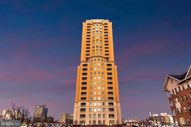 Building Photo - 100 Harborview Dr