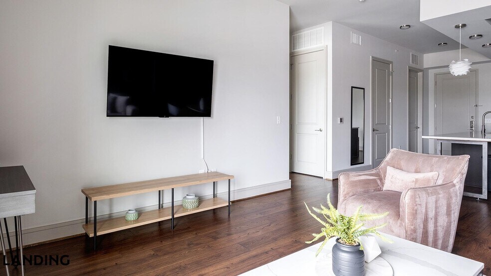 Building Photo - 1414 Wood Hollow Dr