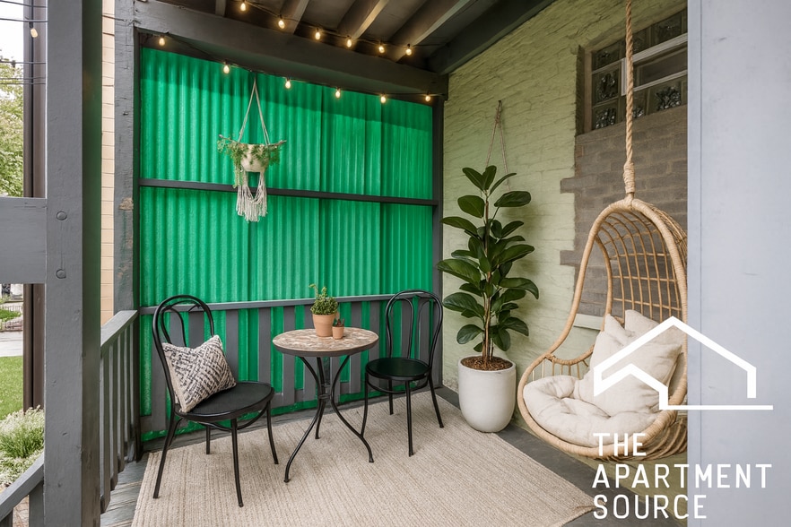 Building Photo - 5713 N Talman Ave