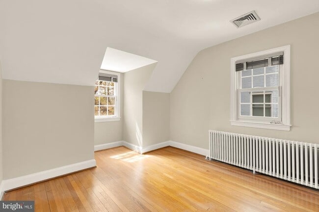 Building Photo - 4809 Wellington Dr