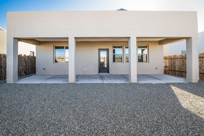 Building Photo - Contemporary Haven in Desert Sage