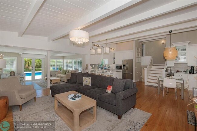 Building Photo - 1936 Harbour Inlet Dr