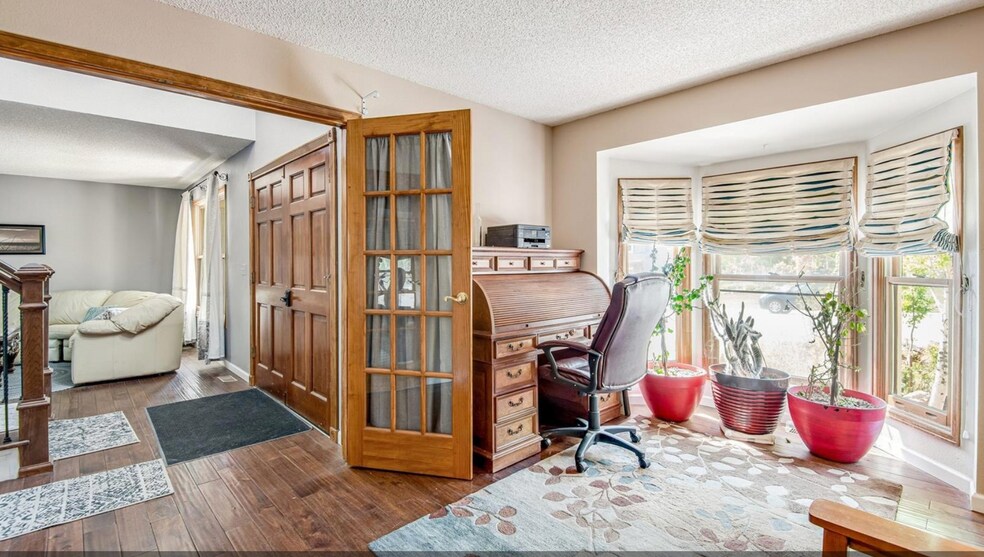 Building Photo - 8261 W Portland Ave