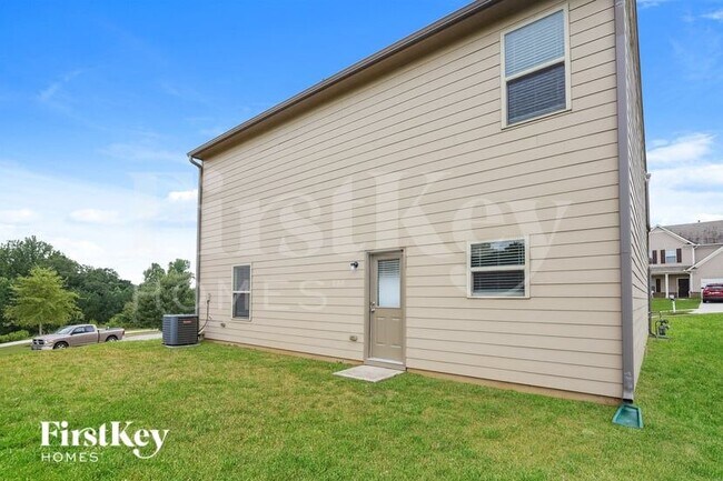 Building Photo - 704 Nonsuch Ct