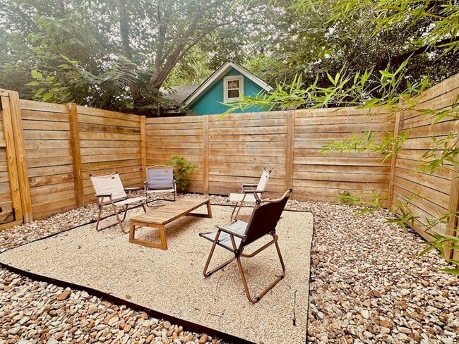Building Photo - 4706 Sylvandale Dr