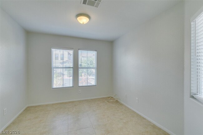 Building Photo - 868 Blue Rosalie Pl