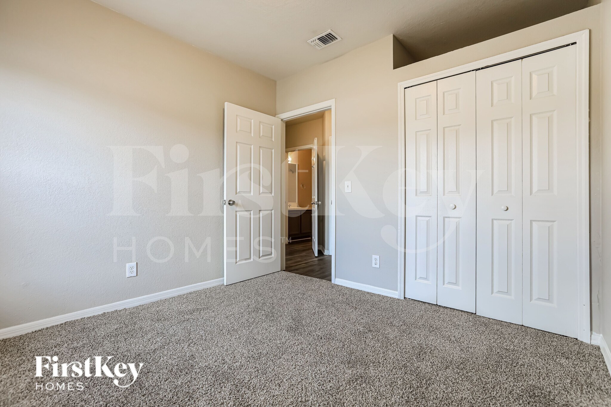 Building Photo - 3169 N Biscayne Dr