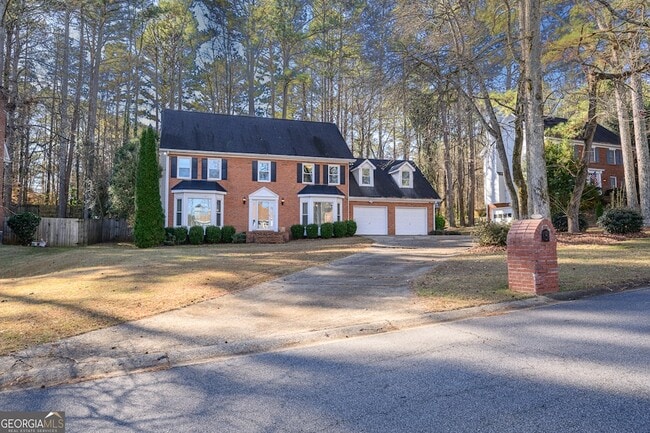 Building Photo - 151 Lakeside Dr NW