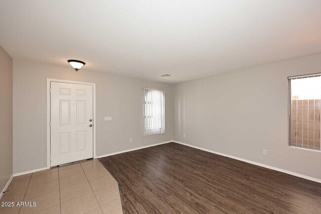 Building Photo - 29237 N Yellow Bee Dr