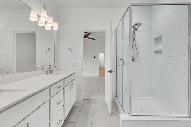 Building Photo - Must See Beautiful 3BR Home in Nexton with Primary Suite Downstairs and a Fenced in Yard & Upstai...