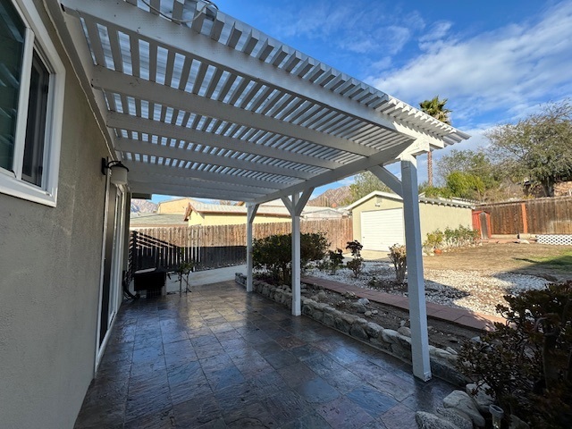 Back patio and yard - 10328 Wilsey Ave