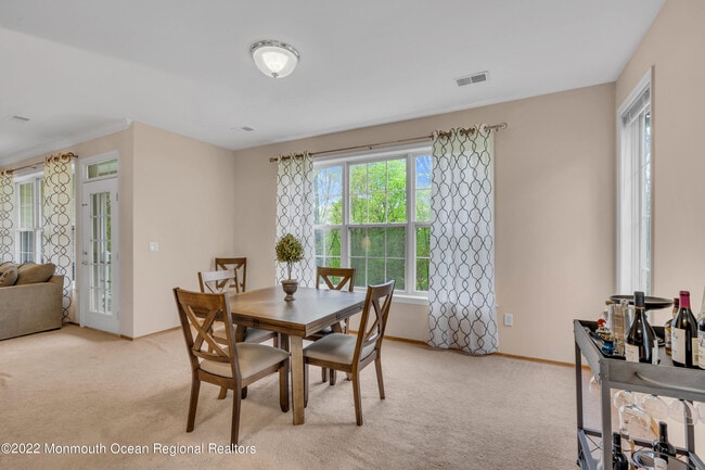 Building Photo - 548 St Andrews Pl