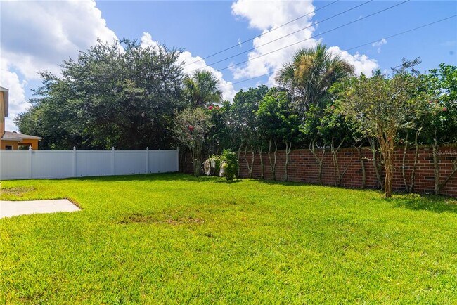 Building Photo - 5144 Legacy Oaks Dr