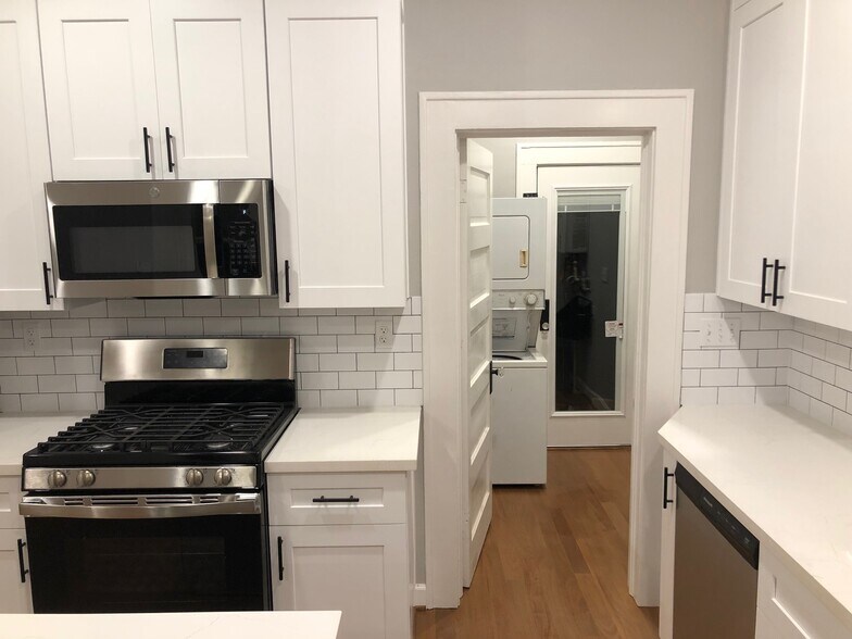 View looking into utility room - 1742 W Main St
